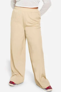 boohoo Pantalon Large En Nylon Grande Taille<Femme Pantalons