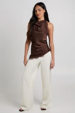 Pantalon Large En Satin À Plis Sur Le Devant