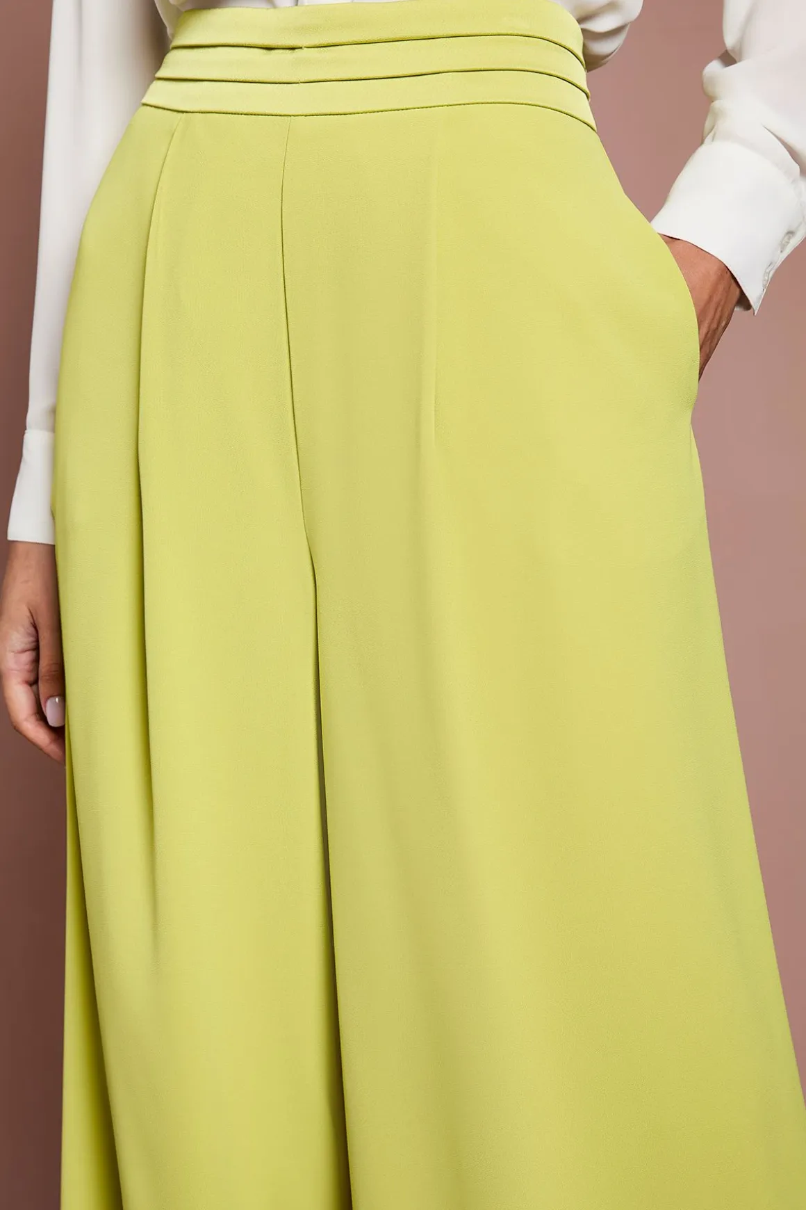 Pantalon Large En Satin À Taille Plissée