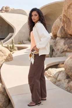 boohoo Pantalon Large En Sergé Avec Détails De Coutures Et Ourlet À Cordon Coulissant<Femme Pantalons|Looks Preppy