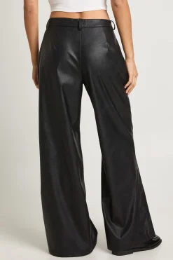 boohoo Pantalon Large En Synthétiquecuir<Femme Pantalons