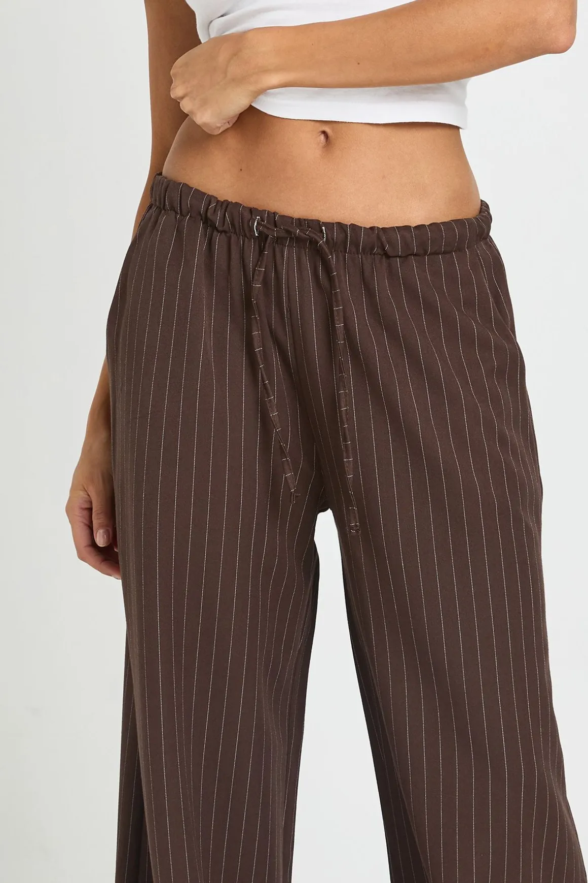 Pantalon Large À Fines Rayures Avec Cordon De Serrage Petite