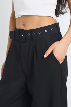 boohoo Pantalon Large À Jambes Larges Avec Ceinture En Tissu Assorti Pour Grande Taille<Femme Pantalons