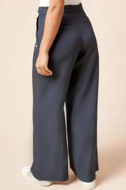 Pantalon Large Petite à Détails de Boutons Militaires