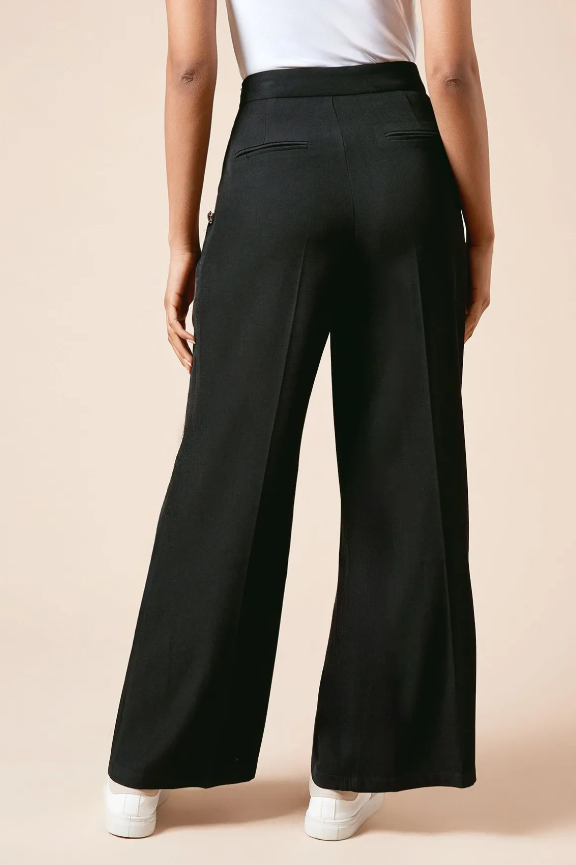 Pantalon Large Petite à Détails Boutons Militaires