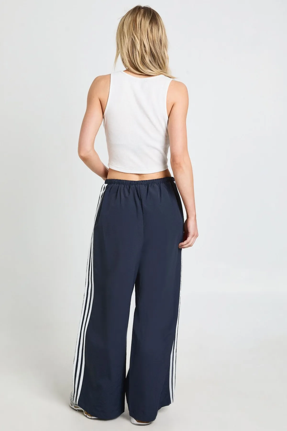 boohoo Pantalon Large Petite En Nylon À Bandes Latérales<Femme Pantalons