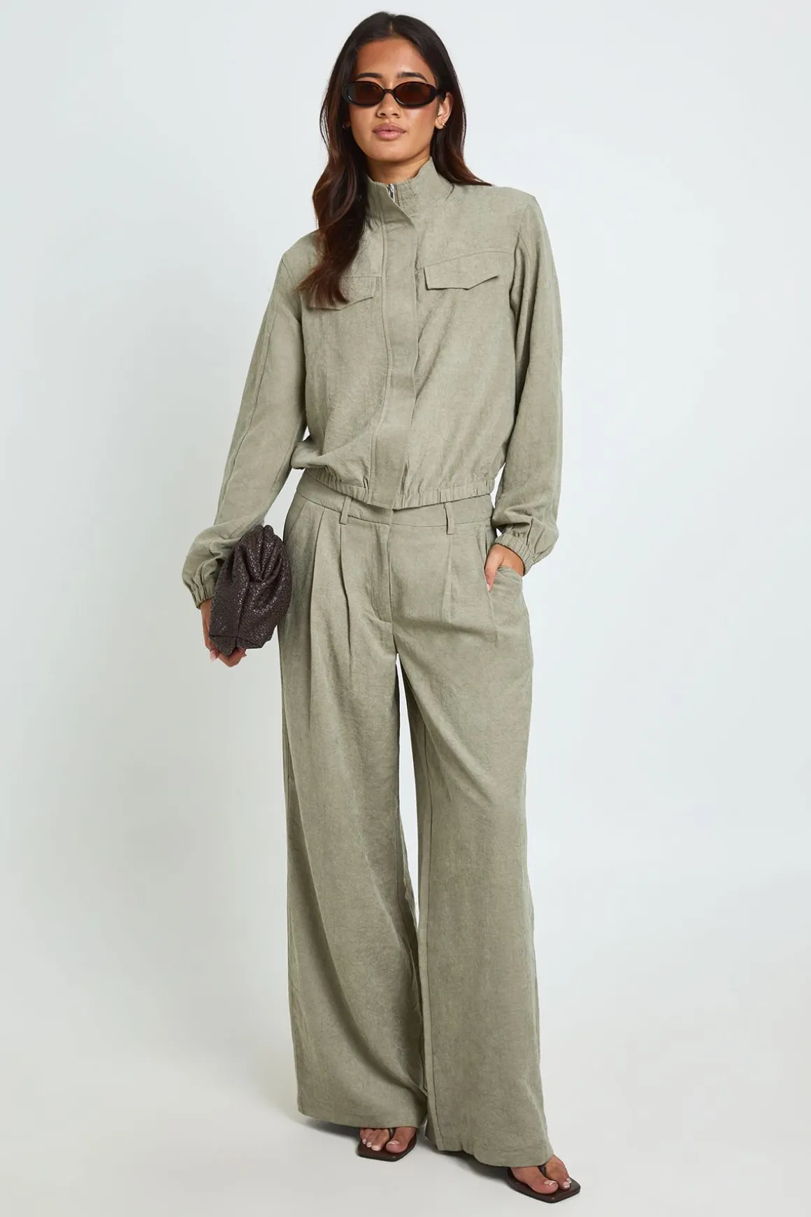 Pantalon Large Plissé À Effet Peau De Pêche