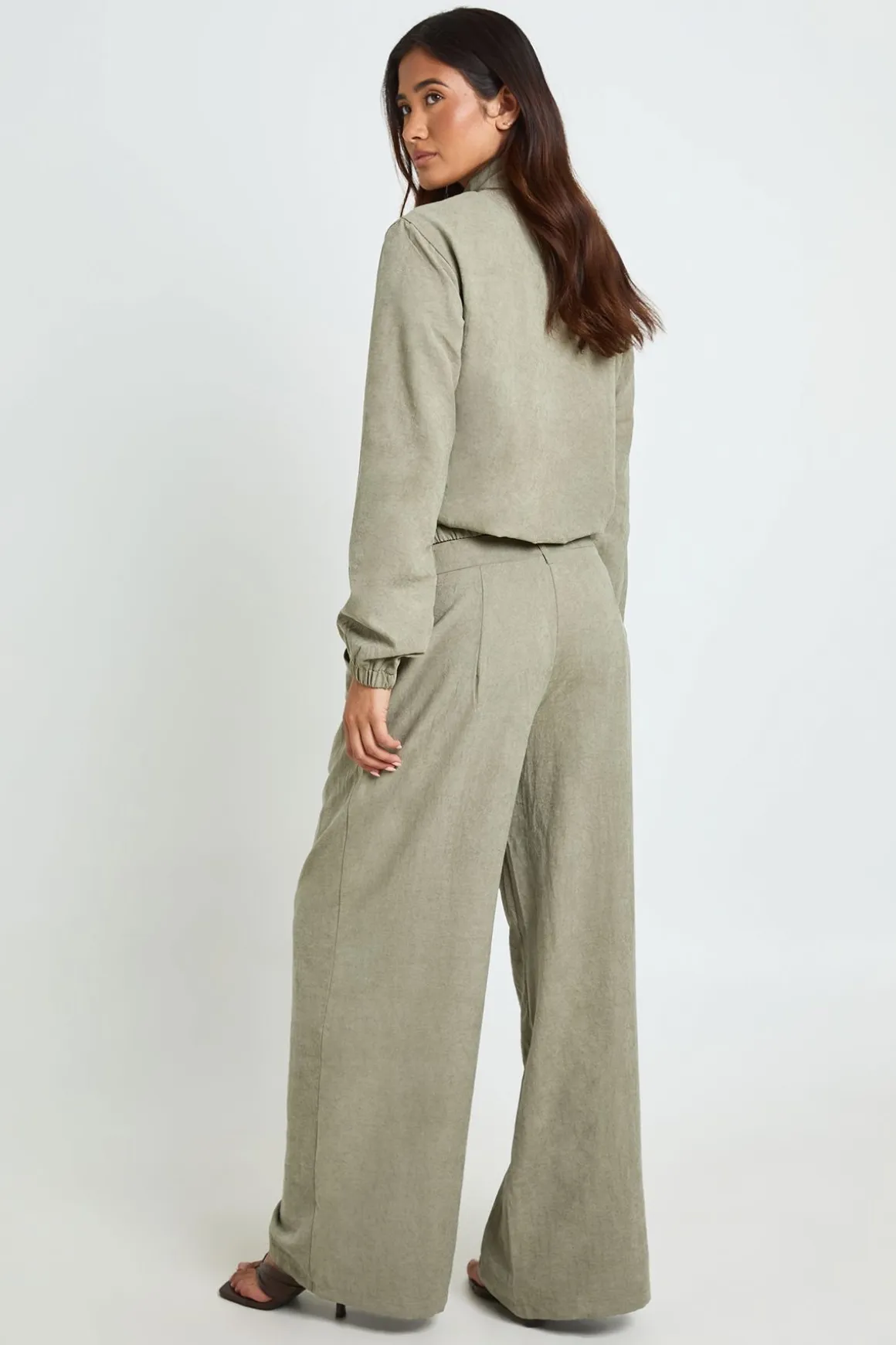 Pantalon Large Plissé À Effet Peau De Pêche