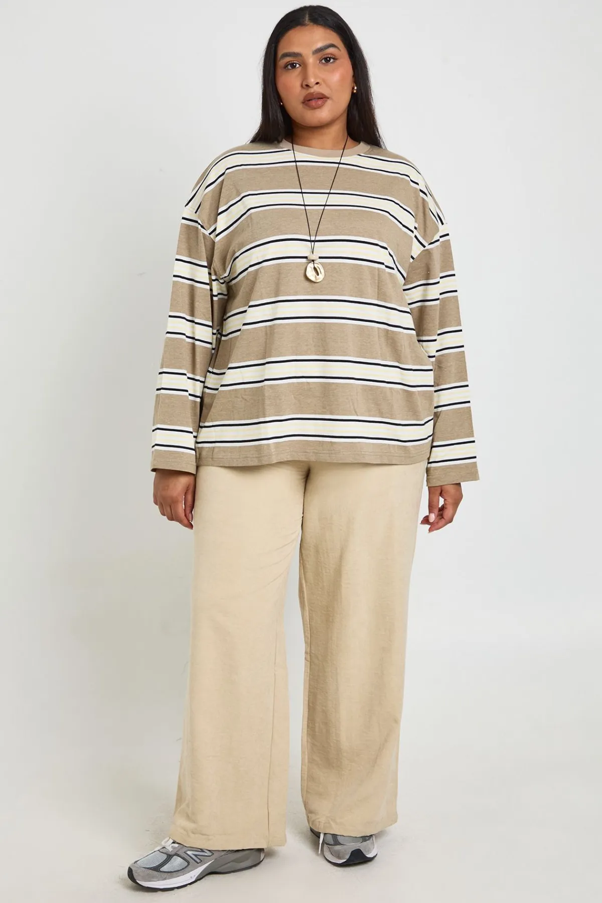 boohoo Pantalon Large Plissé En Crêpe Pêche Grande Taille<Femme Pantalons