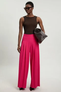 Pantalon Large Plissé En Crêpe Structuré Ajusté