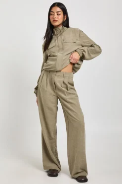 Pantalon Large Plissé à Finition Pêche