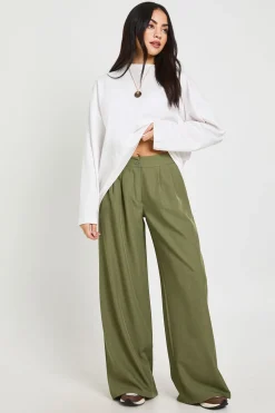 Pantalon Large Plissé Tissé À Coupe Ajustée