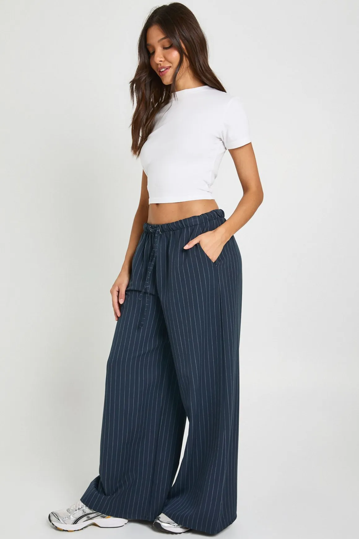 Pantalon Large À Rayures Fines Avec Cordon De Serrage Petite