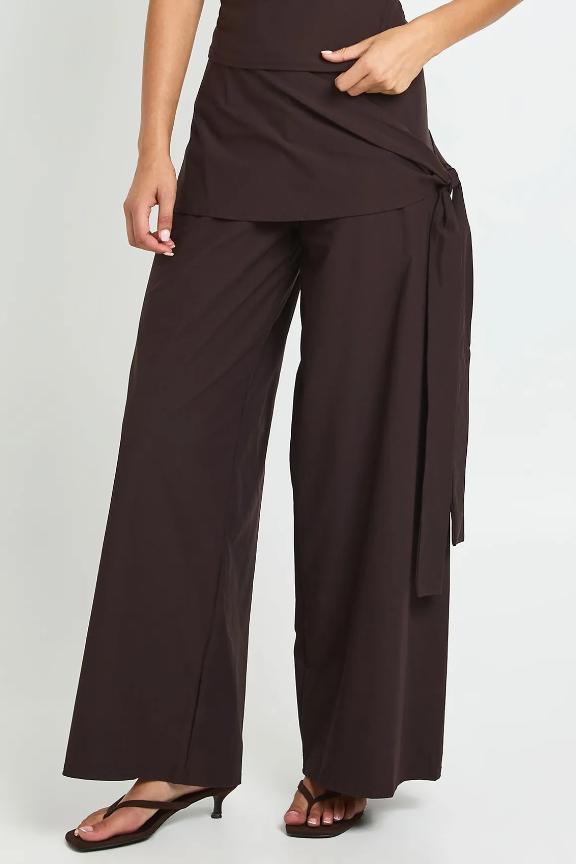 Pantalon Large Structuré Avec Détail De Lien Noué