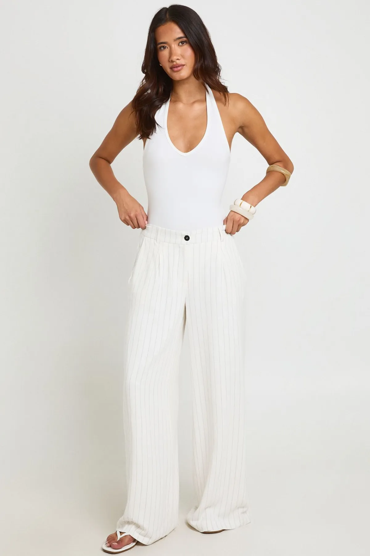 boohoo Pantalon Large Tailleur Plissé À Rayures Effet Lin<Femme Pantalons|Tons Neutres