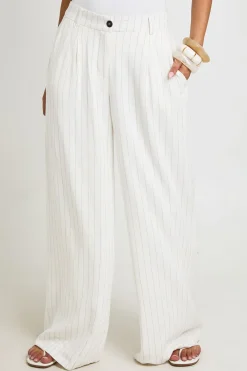 boohoo Pantalon Large Tailleur Plissé À Rayures Effet Lin<Femme Pantalons|Tons Neutres