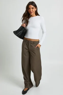 boohoo Pantalon Large Tailleur À Plis Devant<Femme Pantalons|Looks De Rentrée