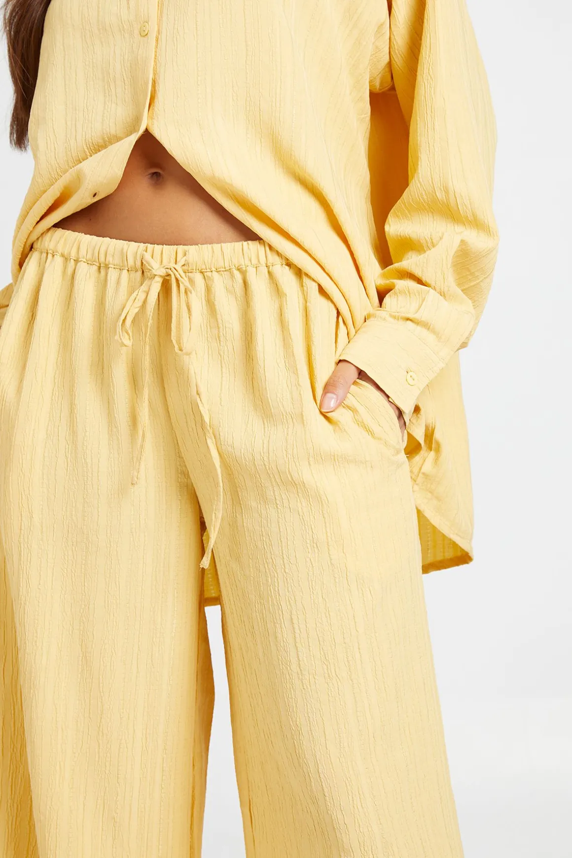 Pantalon Large À Texture Froissée