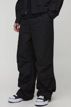 boohooMAN Pantalon long parachute à carreaux ripstop<Homme Pantalons Tall|Tout Afficher