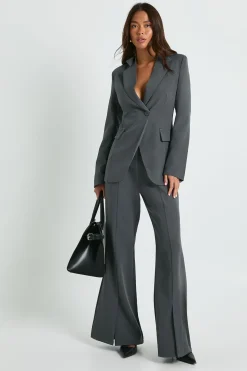 Pantalon à ourlet fendu et jambes évasées