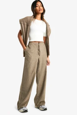 boohoo Pantalon oversize à rayures et jambes larges Soft Touch<Femme Pantalons