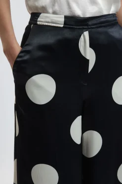 Pantalon Petite En Satin Imprimé À Pois Ajusté