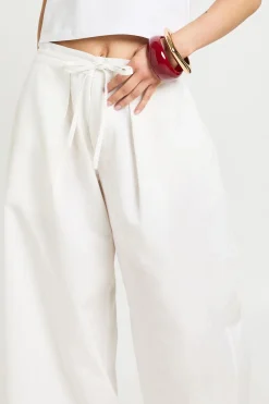 boohoo Pantalon Petite À Jambe Tonneau Aspect Lin<Femme Pantalons