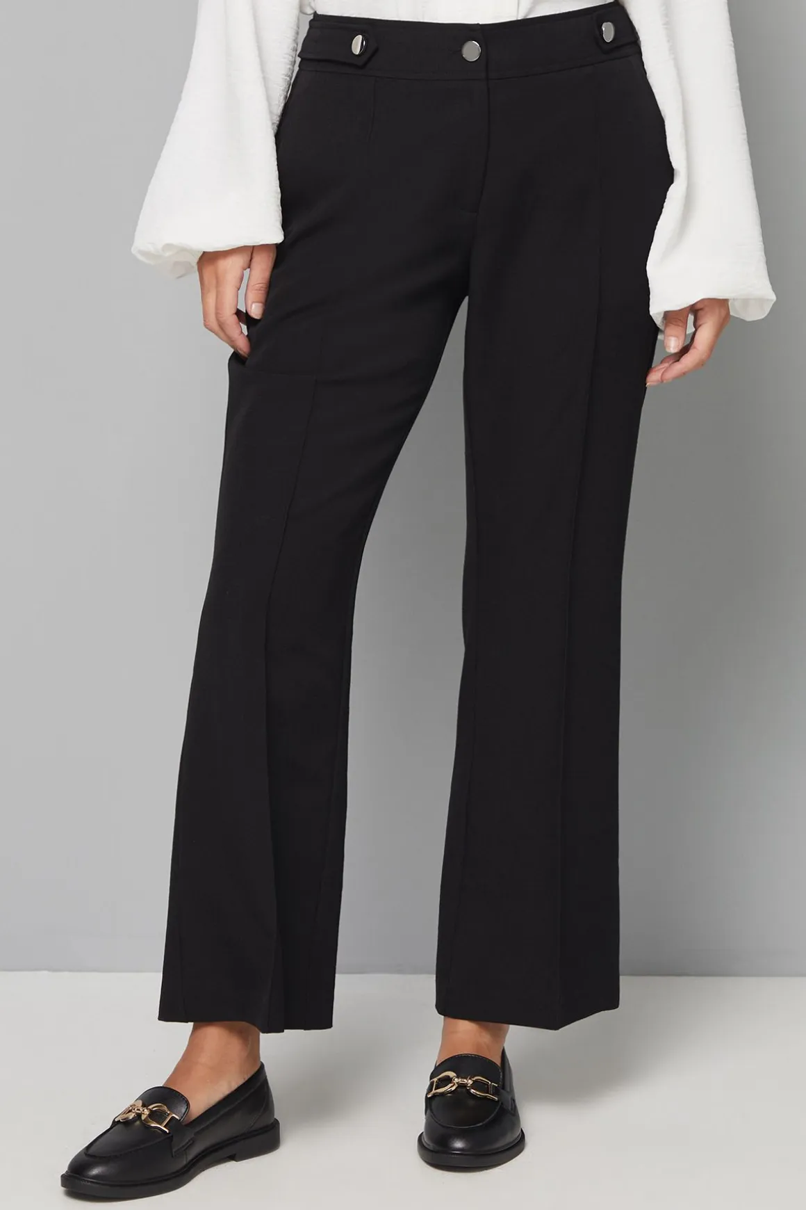 Pantalon Petite Noir Élégant Coupe Évasée