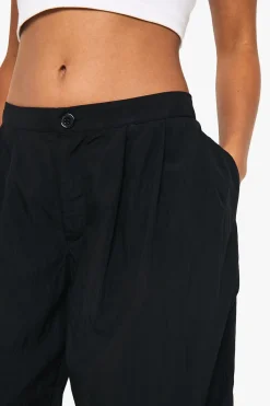 Pantalon Petite à taille basse à jambe droite