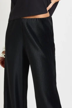 Pantalon plissé taille mi-haute à jambes larges