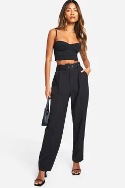 Pantalon ras-du-cou à ceinture