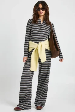 boohoo Pantalon rayé côtelé avec cordon de serrage<Femme Pantalons|Looks De Rentrée
