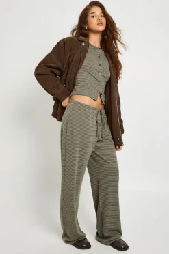 boohoo Pantalon rayé à taille minimaliste et jambes larges<Femme Pantalons
