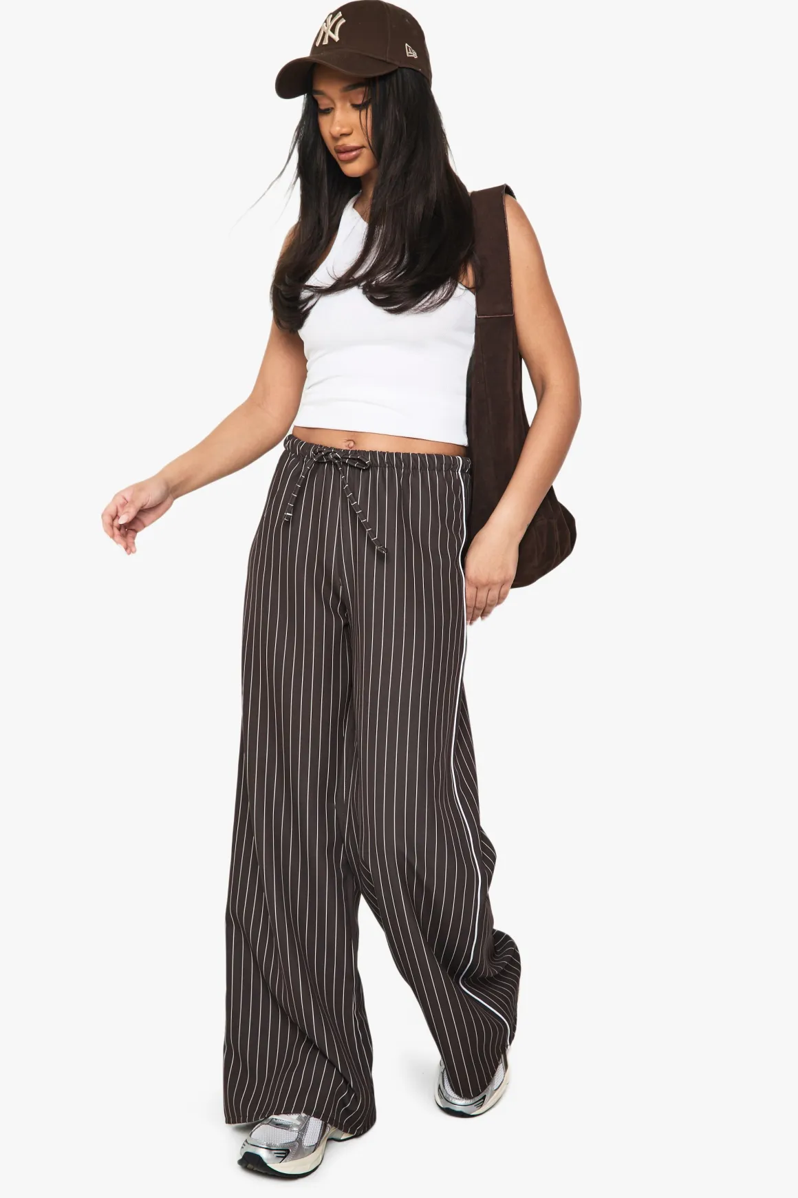 Pantalon à rayures fines à cordon de serrage, jambe droite