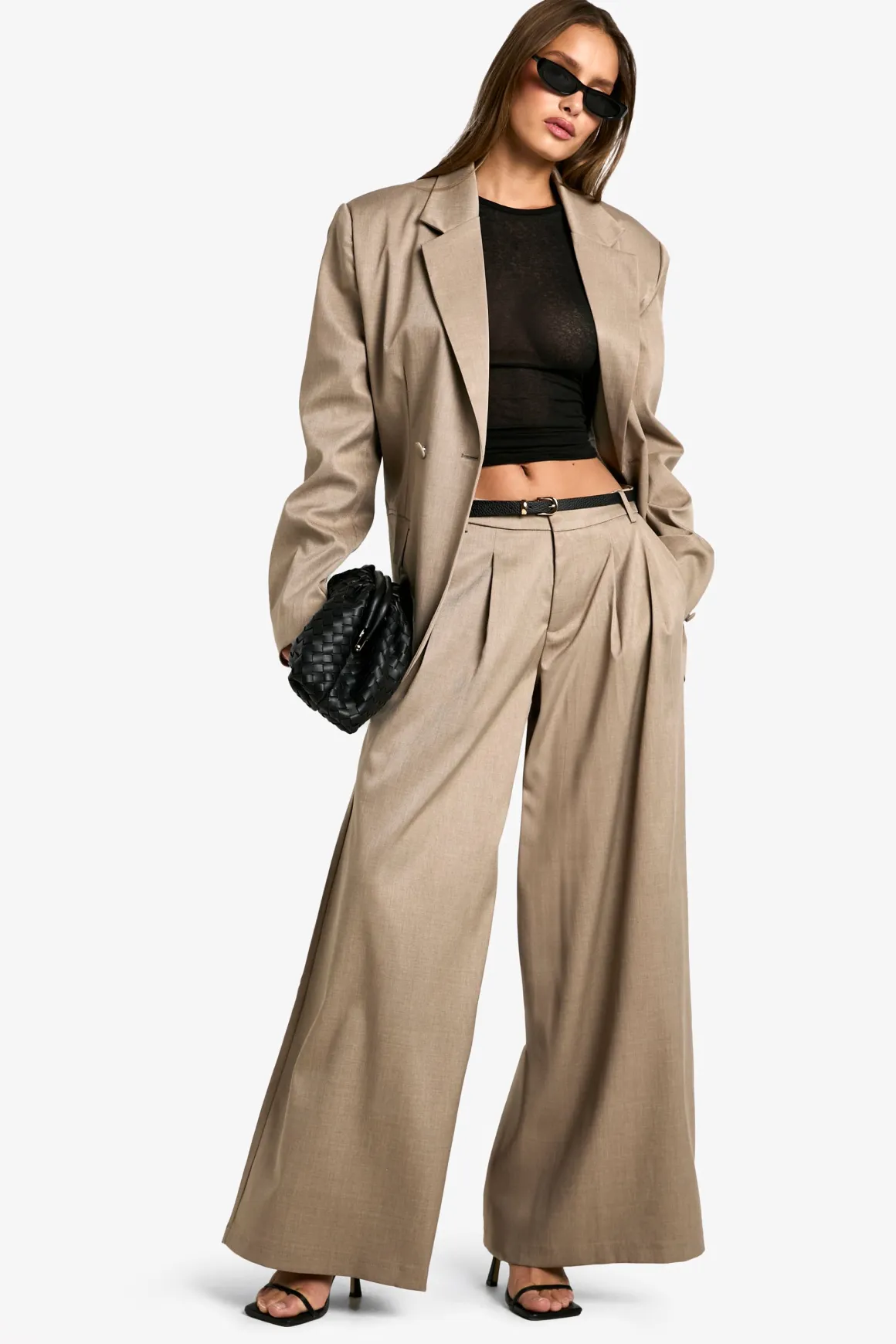 Pantalon sur mesure à jambes extrêmement larges