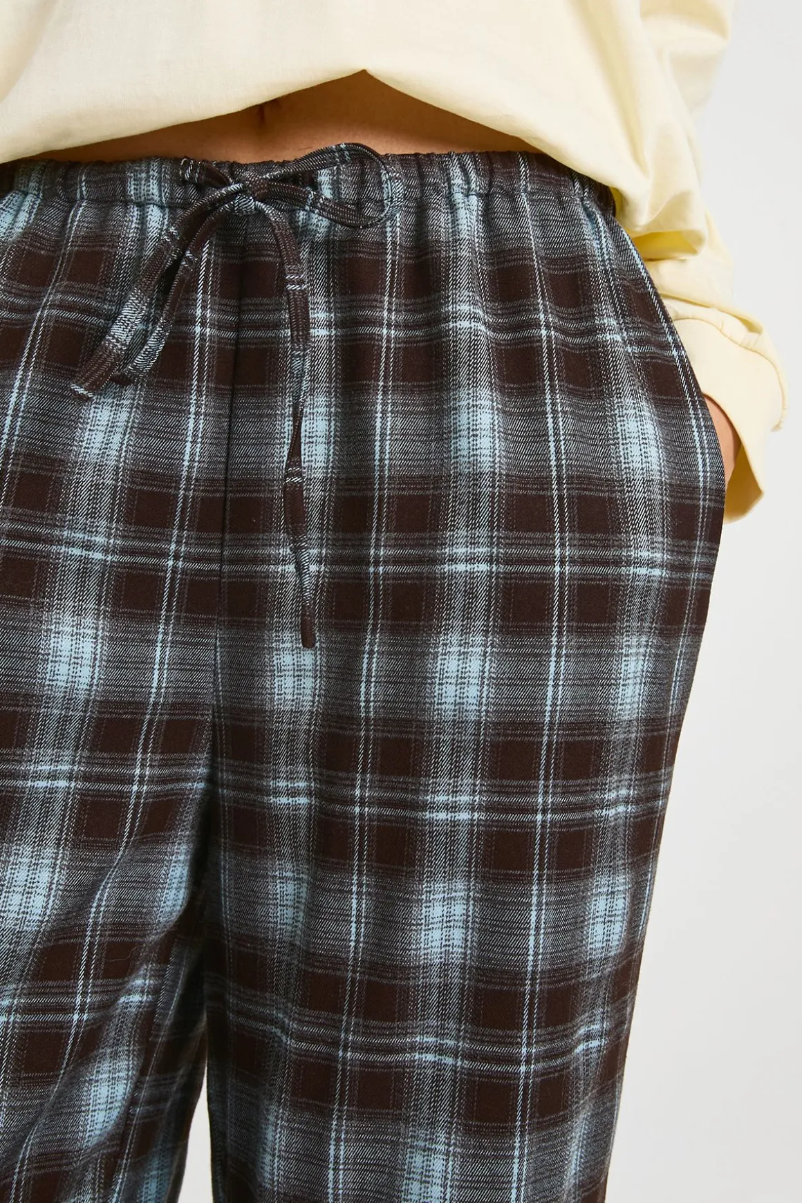 Pantalon à taille avec cordon de serrage et jambes larges