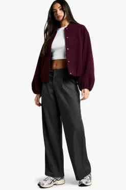boohoo Pantalon taille basse avec détail à la ceinture déchirée<Femme Pantalons