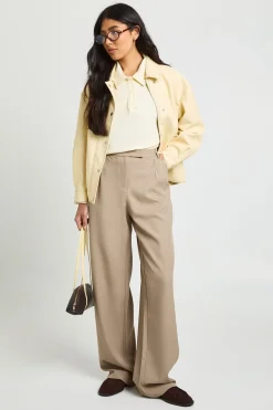 boohoo Pantalon Taille Haute À Jambes Larges Coupé Cousu Basics Pour Grandes Tailles<Femme Pantalons