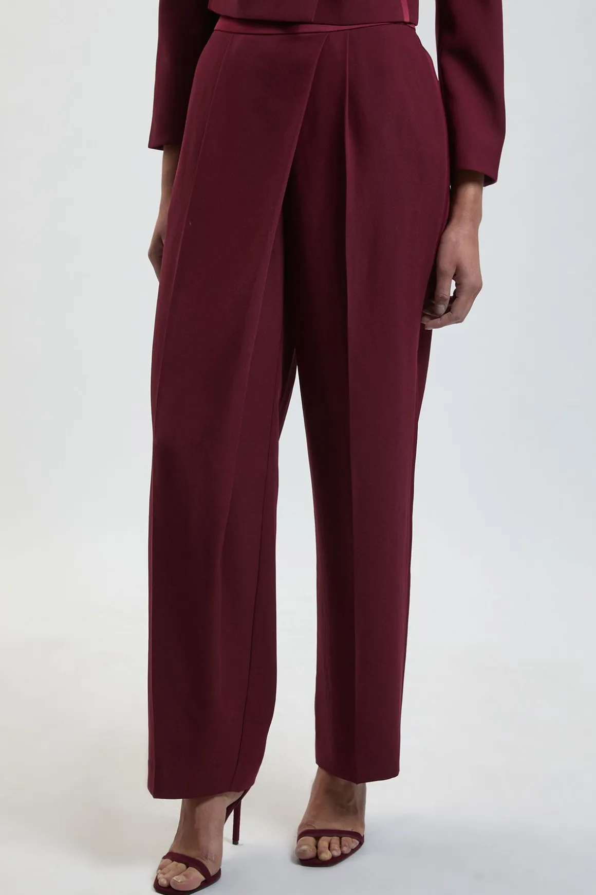 Pantalon Tailleur En Crêpe Envers Satin