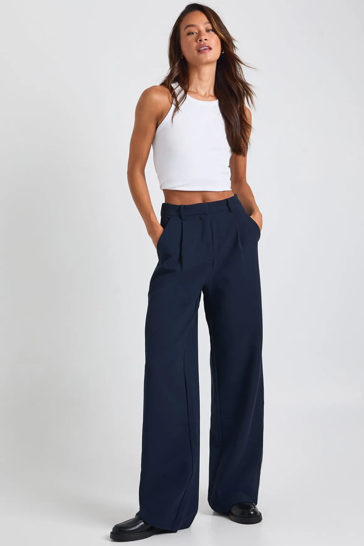Pantalon tailleur essentiel pour grandes tailles à jambe large