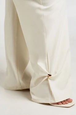 Pantalon Tailleur Grande Taille Avec Finitions Dorées