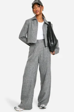 Pantalon tailleur à jambe extrêmement large
