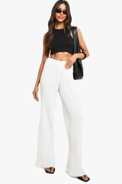 Pantalon tailleur à jambe large et plissé