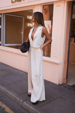 Pantalon tailleur à jambe large avec pli avant effet lin