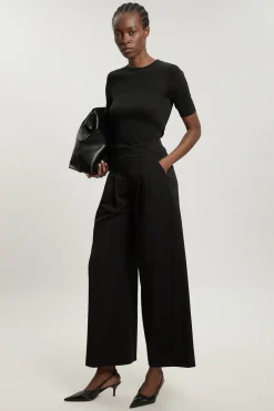 Pantalon Tailleur À Jambe Large Avec Détails Plissés