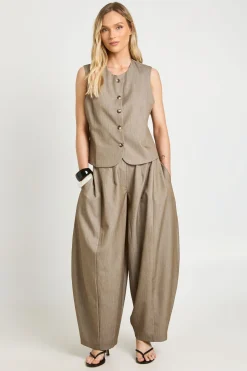 Pantalon Tailleur À Jambes Tonneau Et Plis