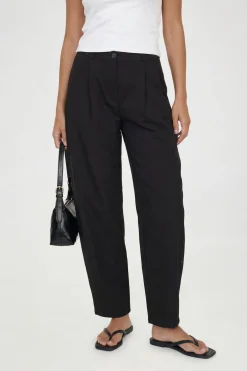 boohoo Pantalon Tailleur Petite À Jambes Larges Avec Taille Plissée<Femme Pantalons