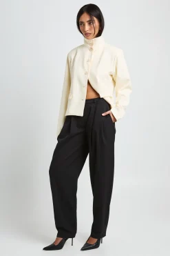 boohoo Pantalon Tailleur À Pinces Et Jambes Tonneau<Femme Pantalons