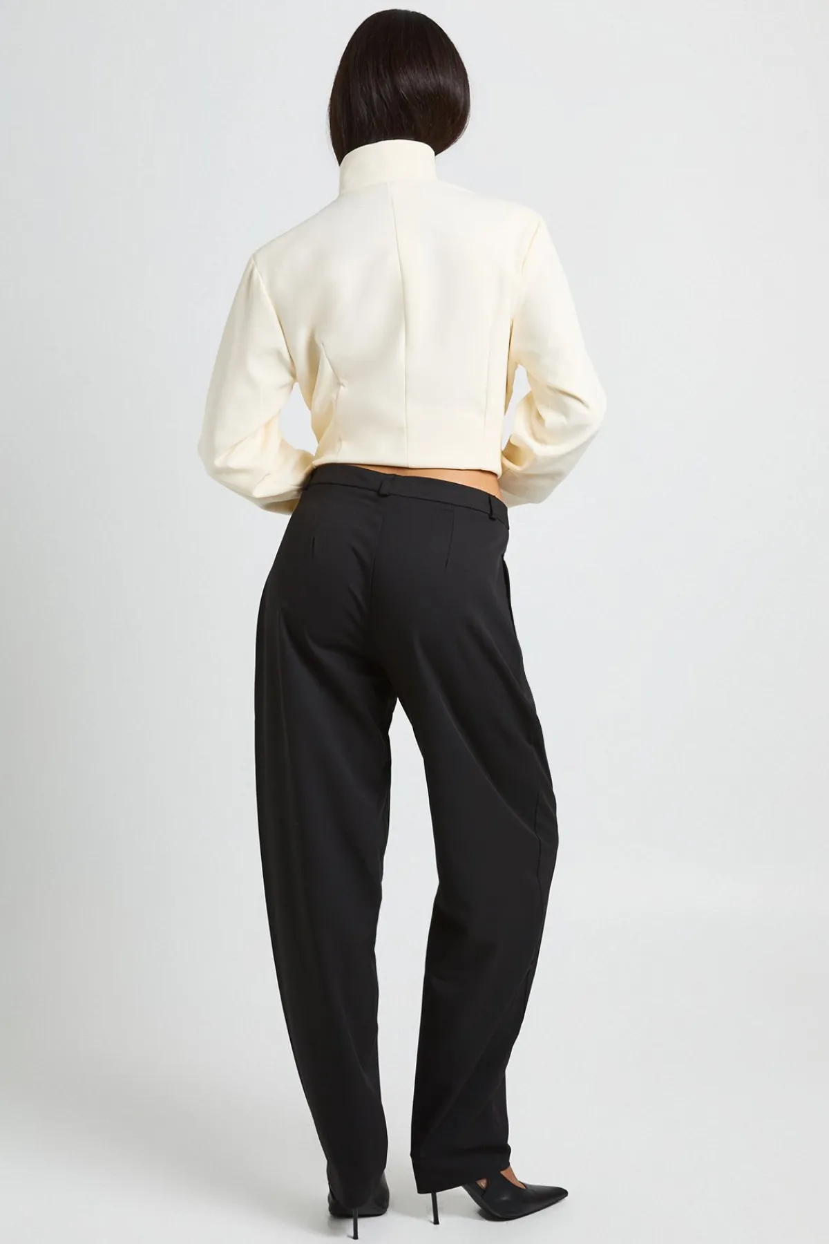 boohoo Pantalon Tailleur À Pinces Et Jambes Tonneau<Femme Pantalons
