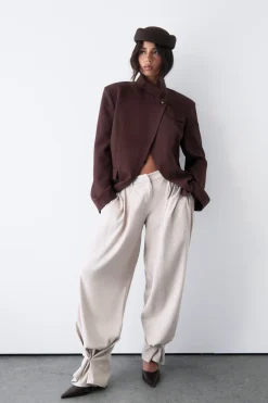 Pantalon Tailleur À Revers Rayés Ton Sur Ton